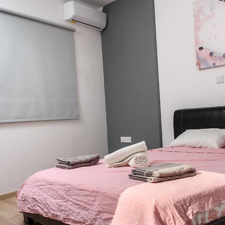 Valdivian Flat 18 Apartamento Larnaca Exterior foto