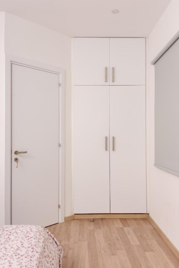 Valdivian Flat 18 Apartamento Larnaca Exterior foto