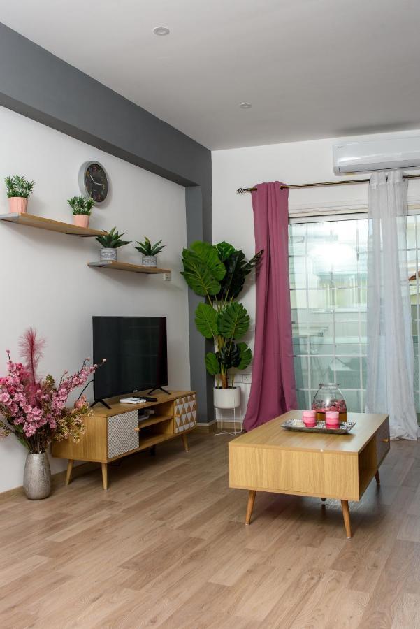 Valdivian Flat 18 Apartamento Larnaca Exterior foto