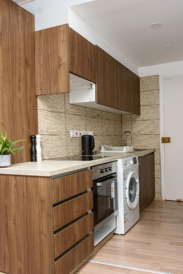 Valdivian Flat 18 Apartamento Larnaca Exterior foto